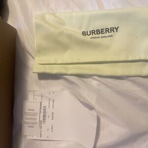 Authentic Burberry Boys Sneakers. Shoes has been Used worn twice!